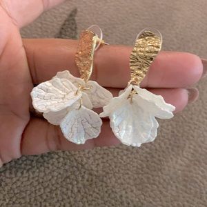 Sassy Jones earrings